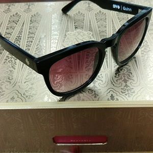 SPY Optics Quinn Sunglasses